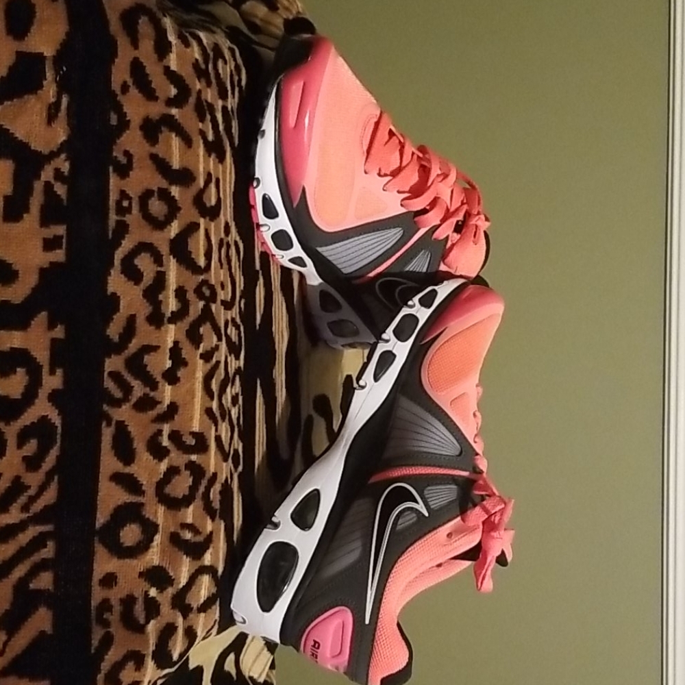 Nike Airmax-never worn